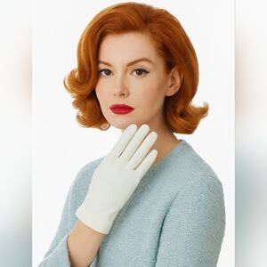 grandmas Attic Vintage white Jackie Gloves M